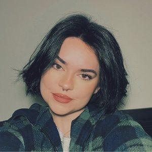 Meet your Posher, Wendy